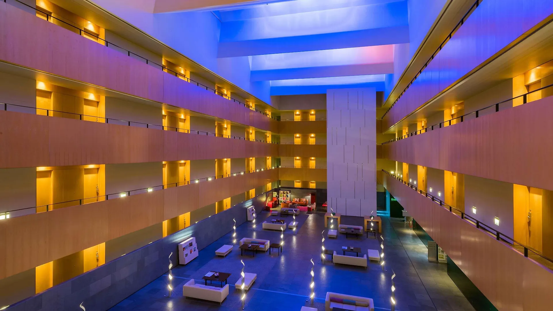 Hotel Barcelona Aeropuerto, affiliated by Meliá El Prat de Llobregat 4*,