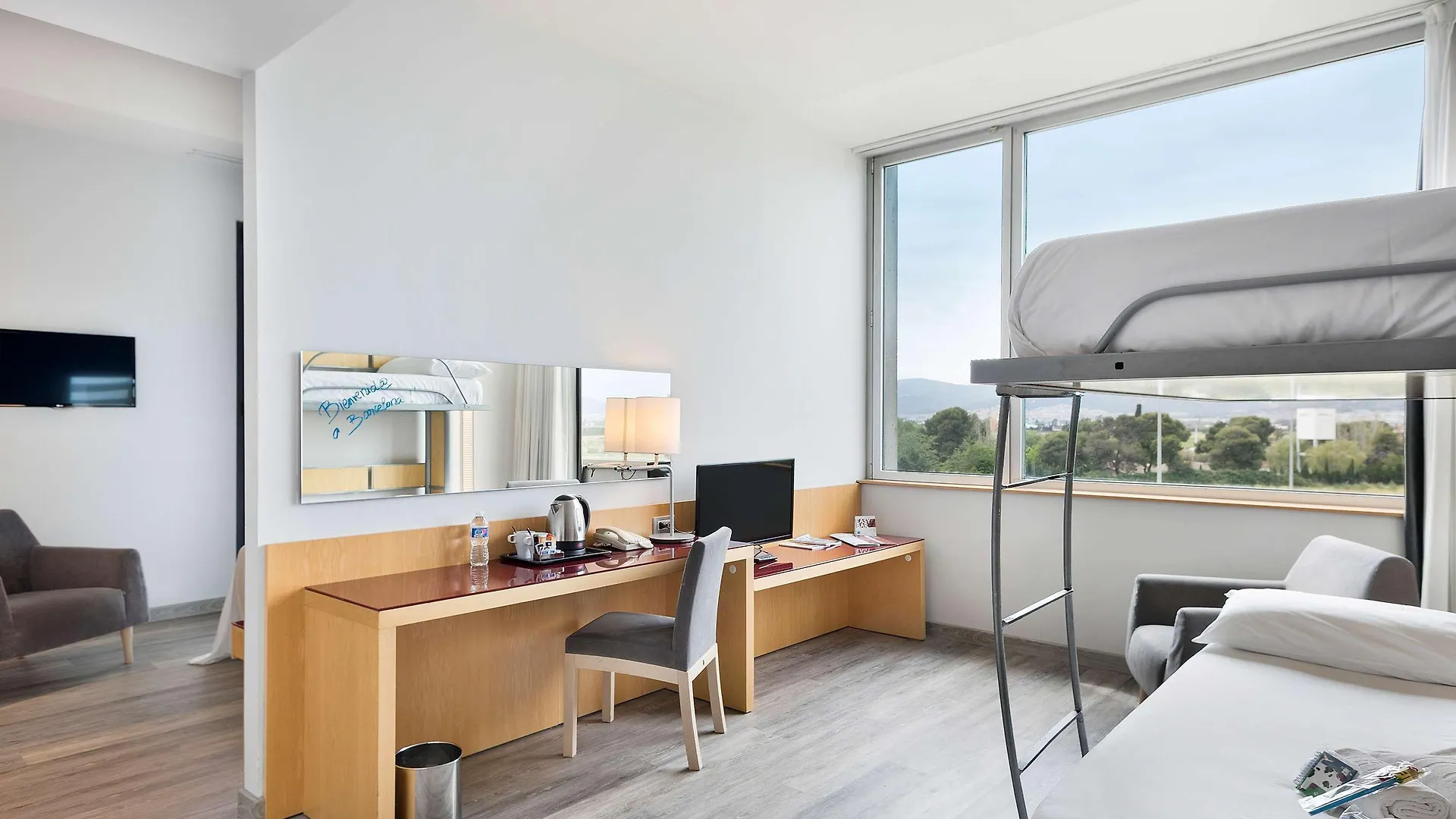Innside By Melia Barcelona Aeropuerto El Prat de Llobregat 4*,