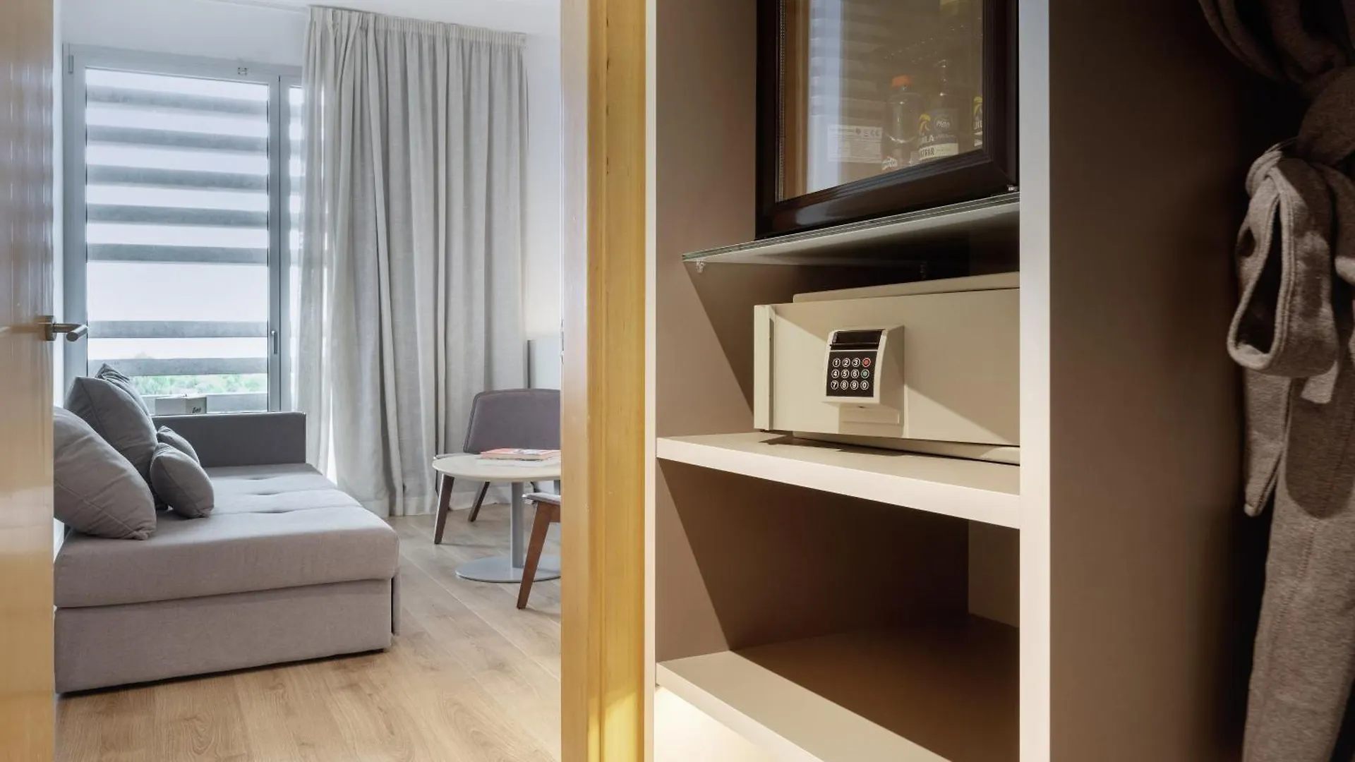 Hotel Barcelona Aeropuerto, affiliated by Meliá El Prat de Llobregat