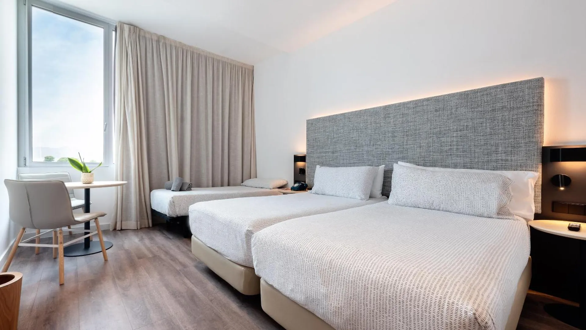 Hotel Barcelona Aeropuerto, affiliated by Meliá El Prat de Llobregat 4*,