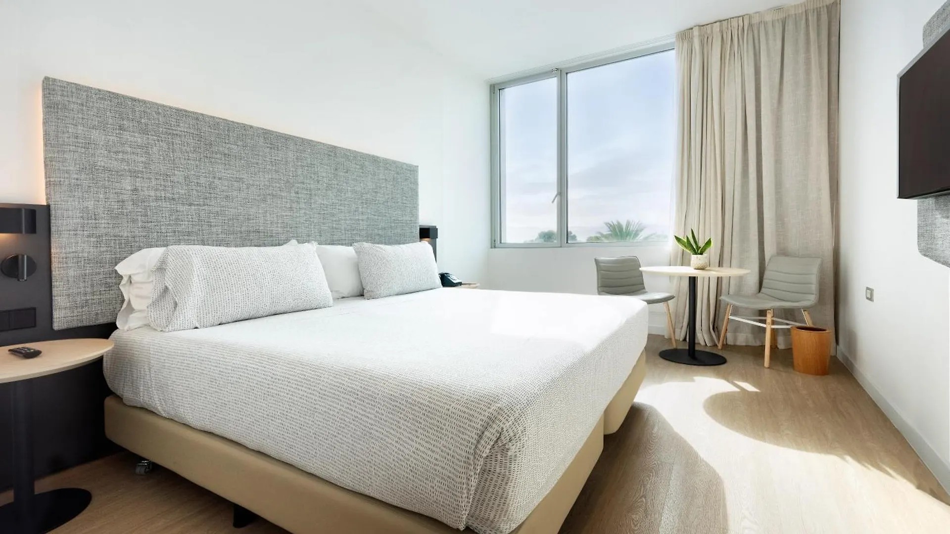 Hotel Innside By Melia Barcelona Aeropuerto El Prat de Llobregat