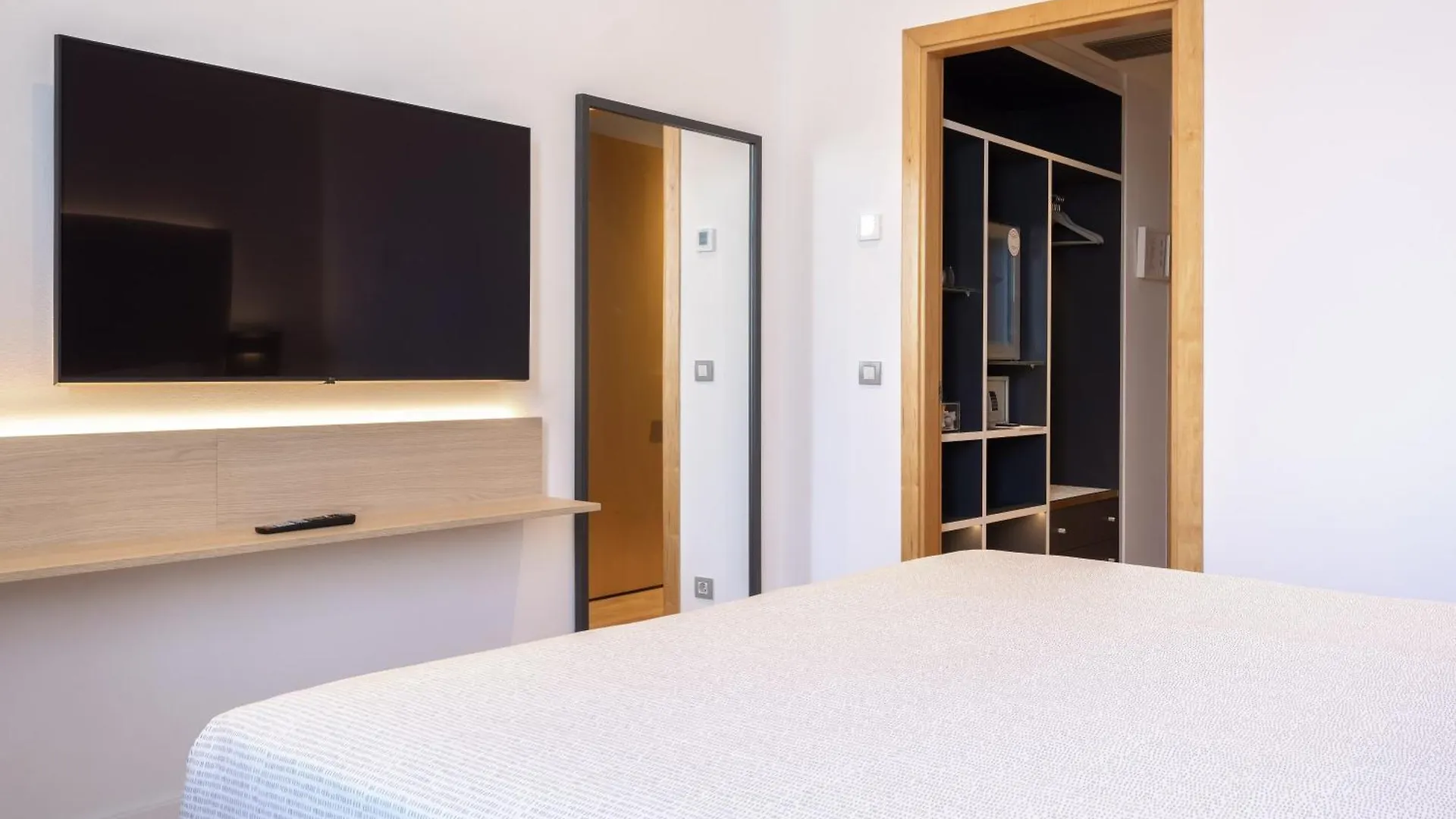 ****  Hotel Barcelona Aeropuerto, affiliated by Meliá El Prat de Llobregat España