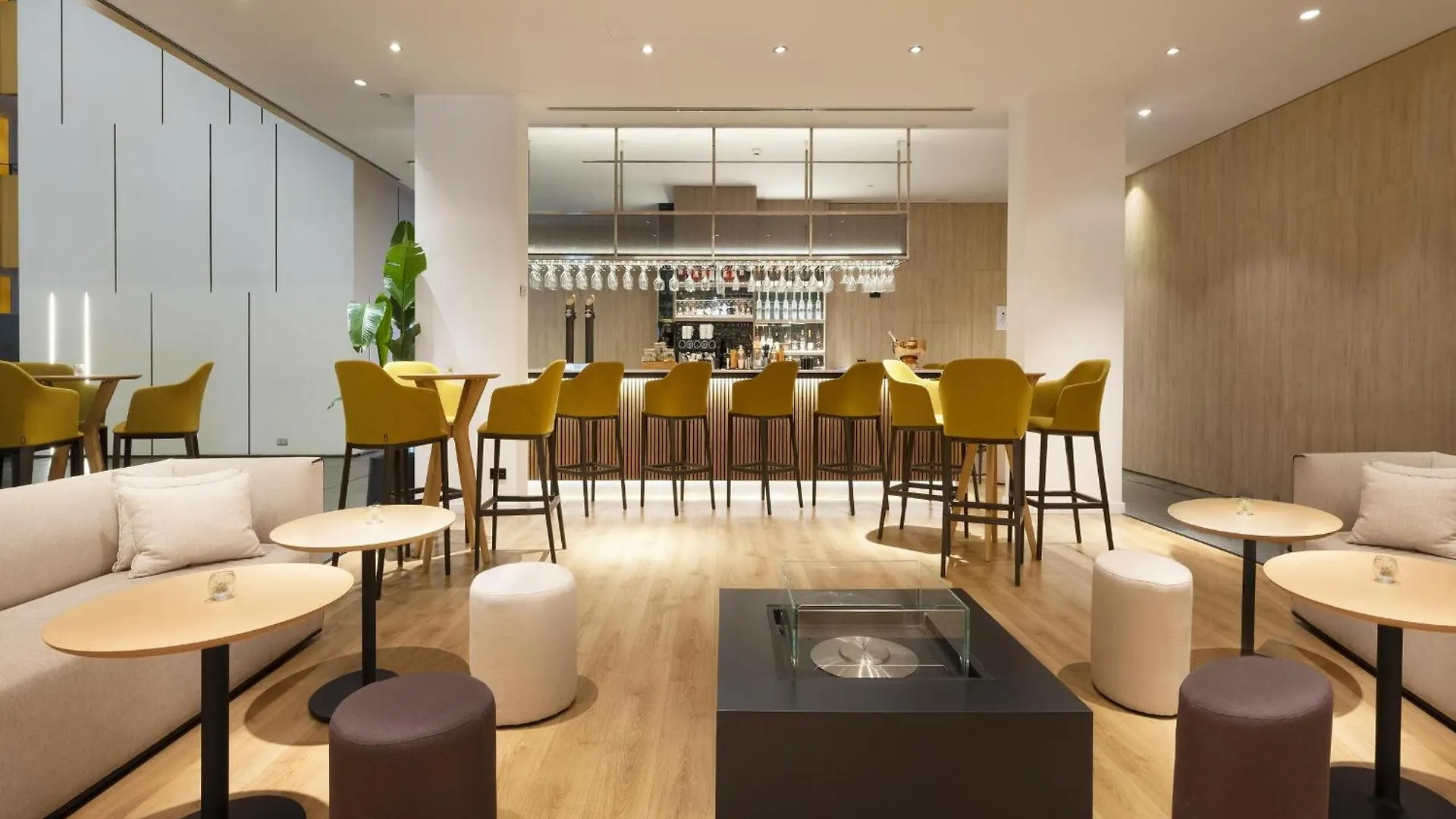 ****  Hotel Barcelona Aeropuerto, affiliated by Meliá El Prat de Llobregat España
