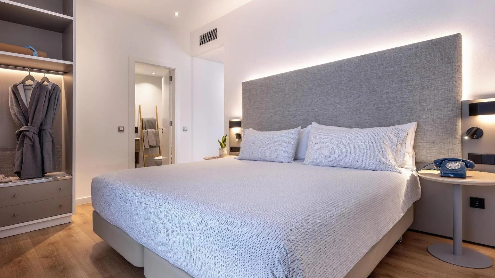 Innside By Melia Barcelona Aeropuerto El Prat de Llobregat Hotel